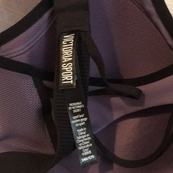 Victoria’s Secret sports bra - Picture 3 of 3